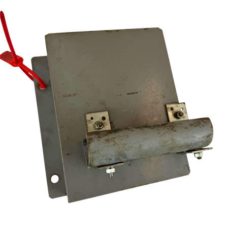 Skyddsplåt över motor ecu